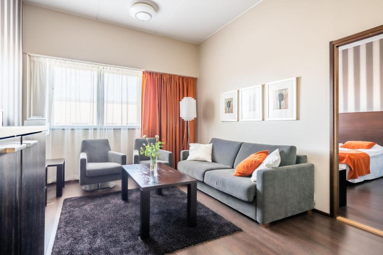 Hotelli Raahen Hovi Zewnętrze zdjęcie