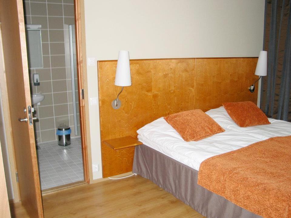 Hotelli Raahen Hovi Zewnętrze zdjęcie